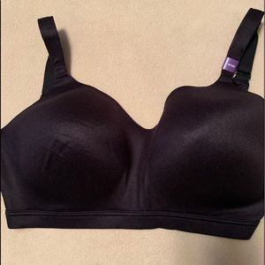 Catherine’s Wireless Back Smoother Sz 42DDD